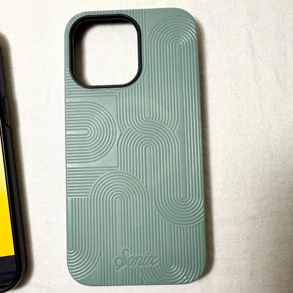 Bundle (3) I Phone 14 Pro Max Cases Black Forest Green Dusty Pink Magnetic Cases - Picture 2 of 8